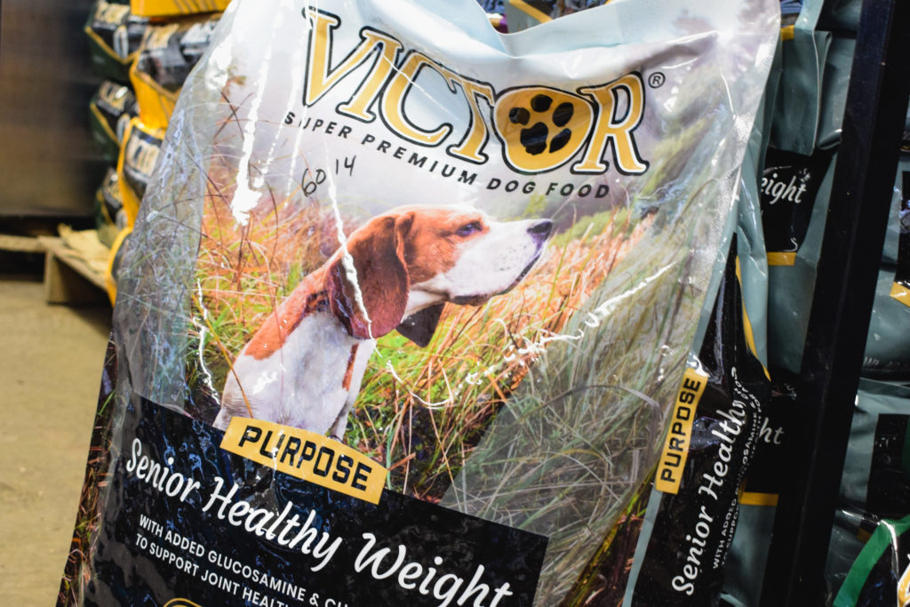 Victor senior healthy hot sale weight dog food